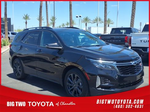 Used 2022 Chevrolet Equinox RS w/ RS Leather Package FWD image 1
