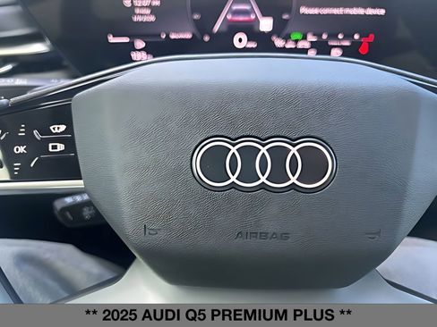 New 2025 Audi Q5 Premium Plus image 24