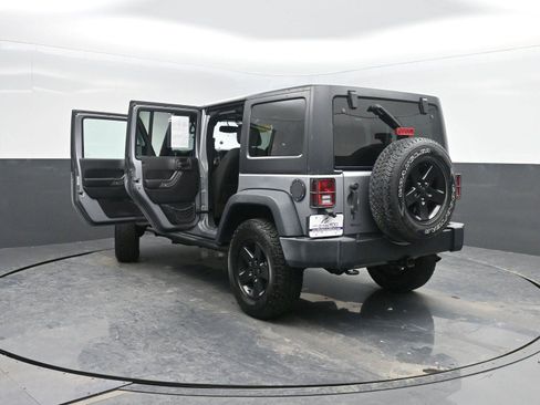Used 2016 Jeep Wrangler Unlimited Sport image 40