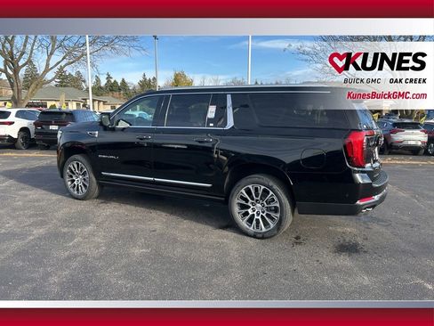 New 2026 GMC Yukon XL Denali image 7