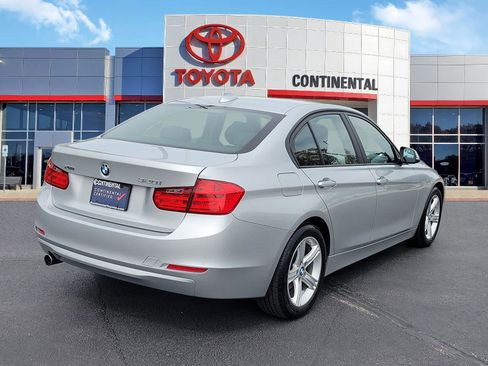 Used 2015 BMW 320i xDrive Sedan AWD/4WD image 5