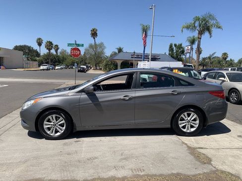 Used 2012 Hyundai Sonata GLS w/ Popular Equipment Pkg FWD image 4