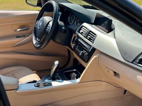 Used 2016 BMW 320i Sedan image 26