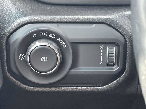 Used 2023 Jeep Wrangler Unlimited Sport w/ Sun And Sound Package AWD/4WD image 28