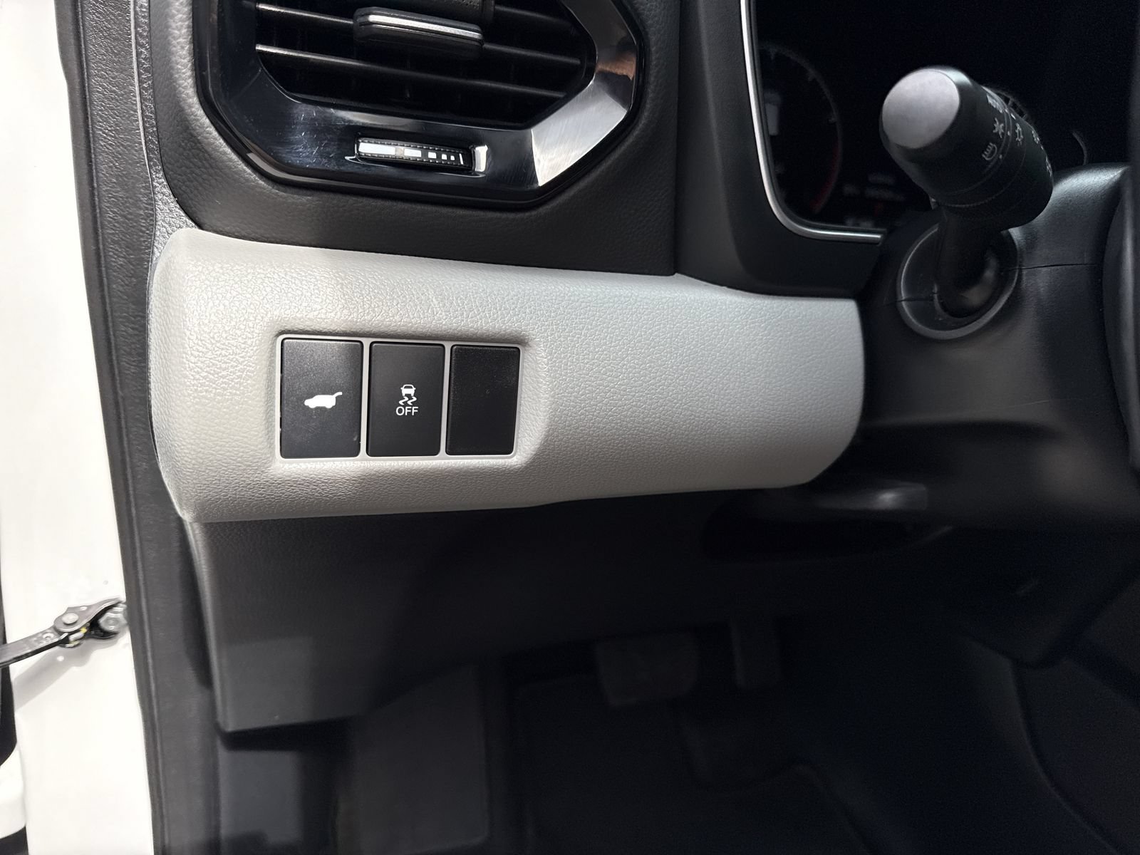 Used 2023 Honda Pilot Touring image 19