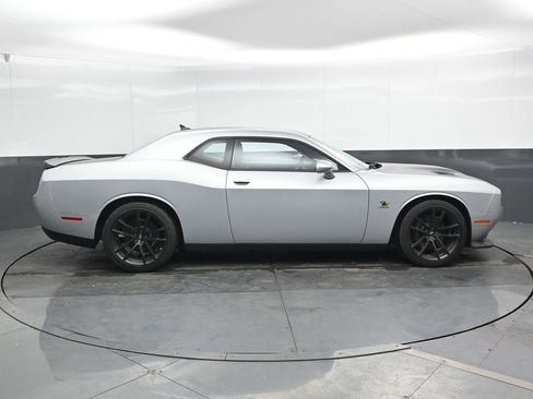 Used 2023 Dodge Challenger R/T Scat Pack RWD image 5