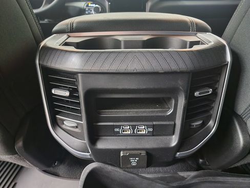 Used 2025 RAM 1500 Big Horn AWD/4WD image 28