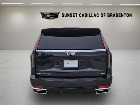 Certified 2023 Cadillac Escalade ESV Premium Luxury image 6