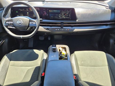 Used 2025 Nissan Ariya FWD image 17
