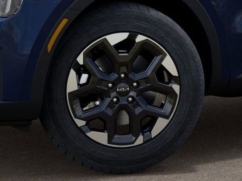 New 2025 Kia Sorento S image 9