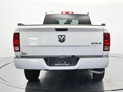 Used 2019 RAM 1500 Express AWD/4WD image 6