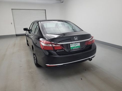 Used 2016 Honda Accord LX image 6