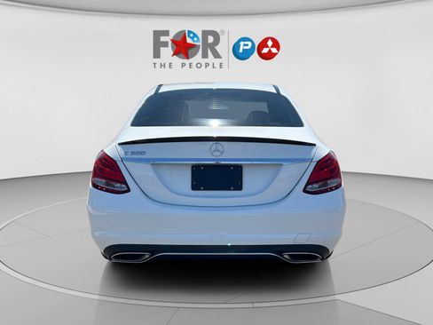 Used 2018 Mercedes-Benz C 300 Sedan image 4