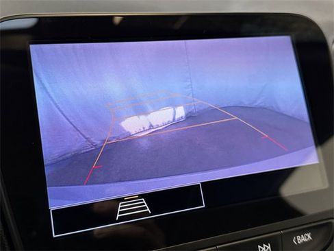 Used 2022 Chevrolet Malibu LT image 19