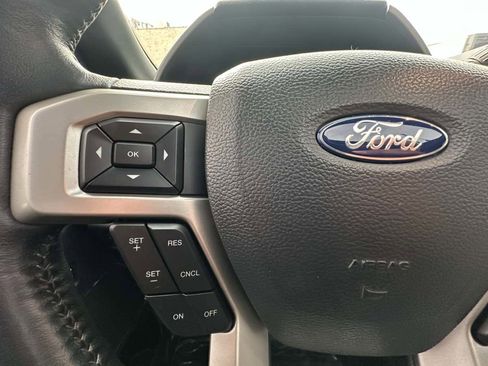 Used 2022 Ford F250 Lariat w/ Lariat Ultimate Package image 32