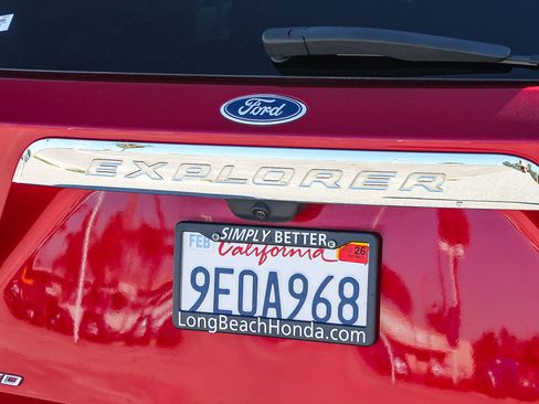 Used 2023 Ford Explorer Limited image 10