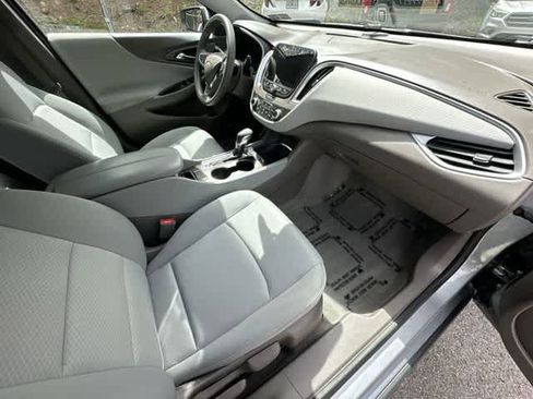 Used 2023 Chevrolet Malibu LT FWD image 22