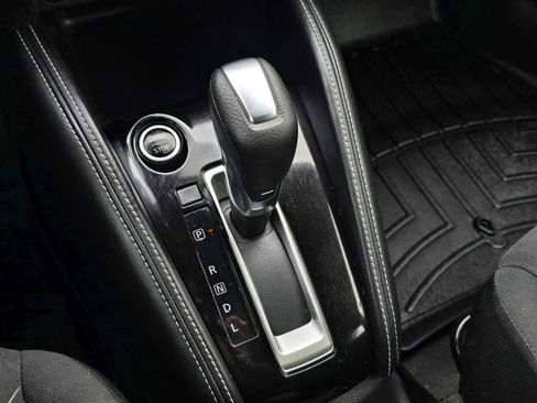 Used 2020 Nissan Kicks SV image 27