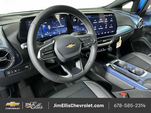 New 2026 Chevrolet Equinox EV LT image 20