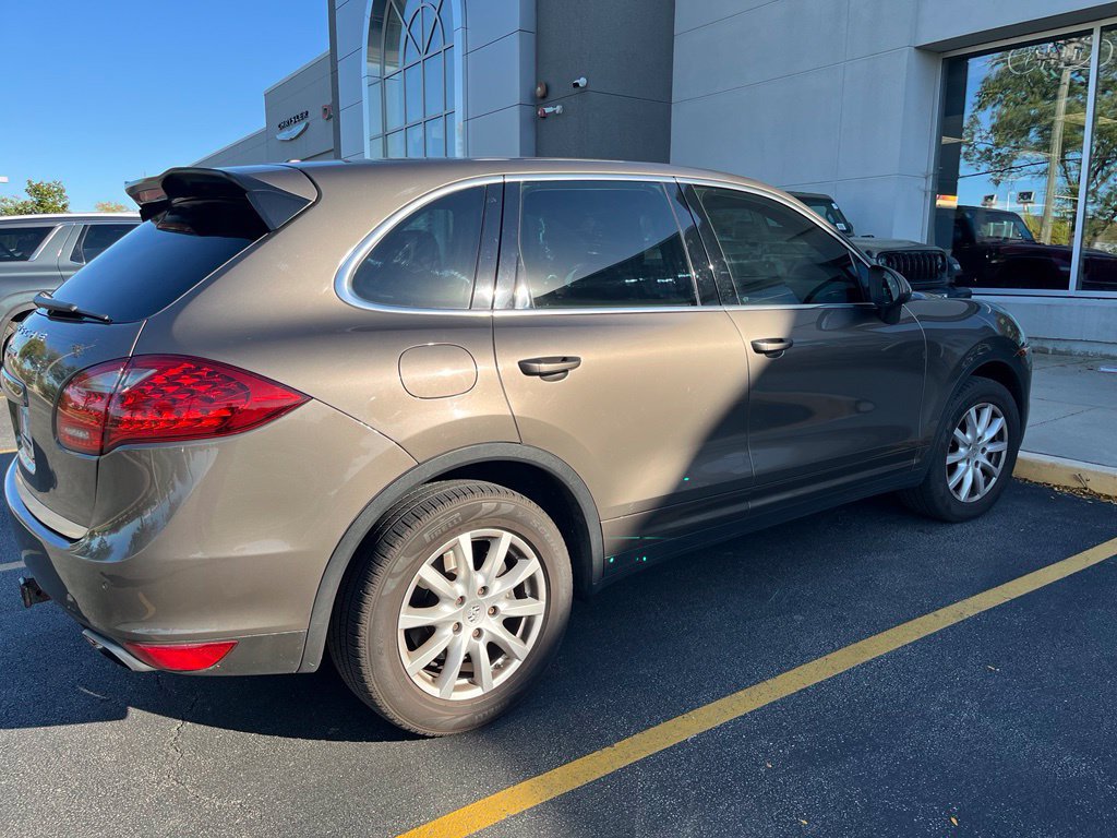 Used 2012 Porsche Cayenne AWD/4WD image 7