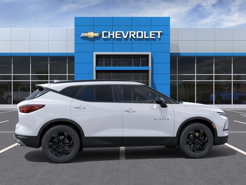 New 2026 Chevrolet Blazer LT FWD image 5