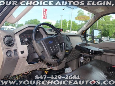 Used 2009 Ford F550 2WD Regular Cab Super Duty image 25