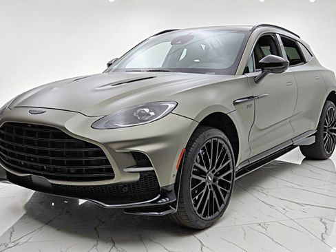 Used 2023 Aston Martin DBX 707 image 2