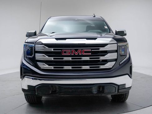 Used 2022 GMC Sierra 1500 SLE image 5