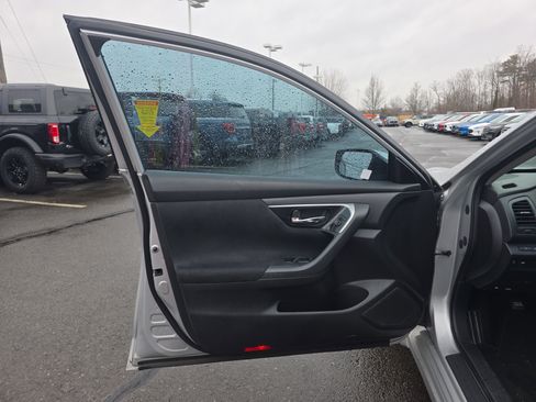 Used 2014 Nissan Altima 2.5 S image 18