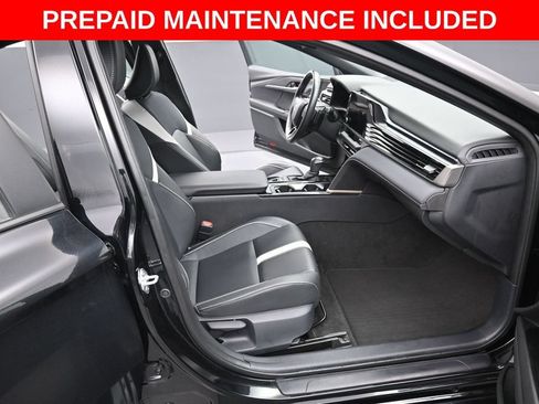 Certified 2025 Toyota Camry SE FWD image 32