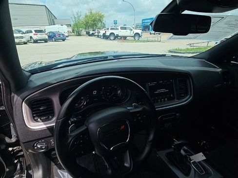 Used 2022 Dodge Charger R/T w/ Blacktop Package image 16