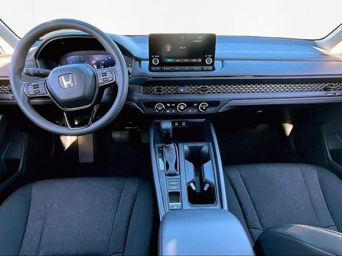 Used 2025 Honda Accord LX image 8