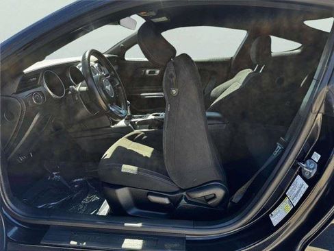 Used 2021 Ford Mustang Coupe RWD image 33