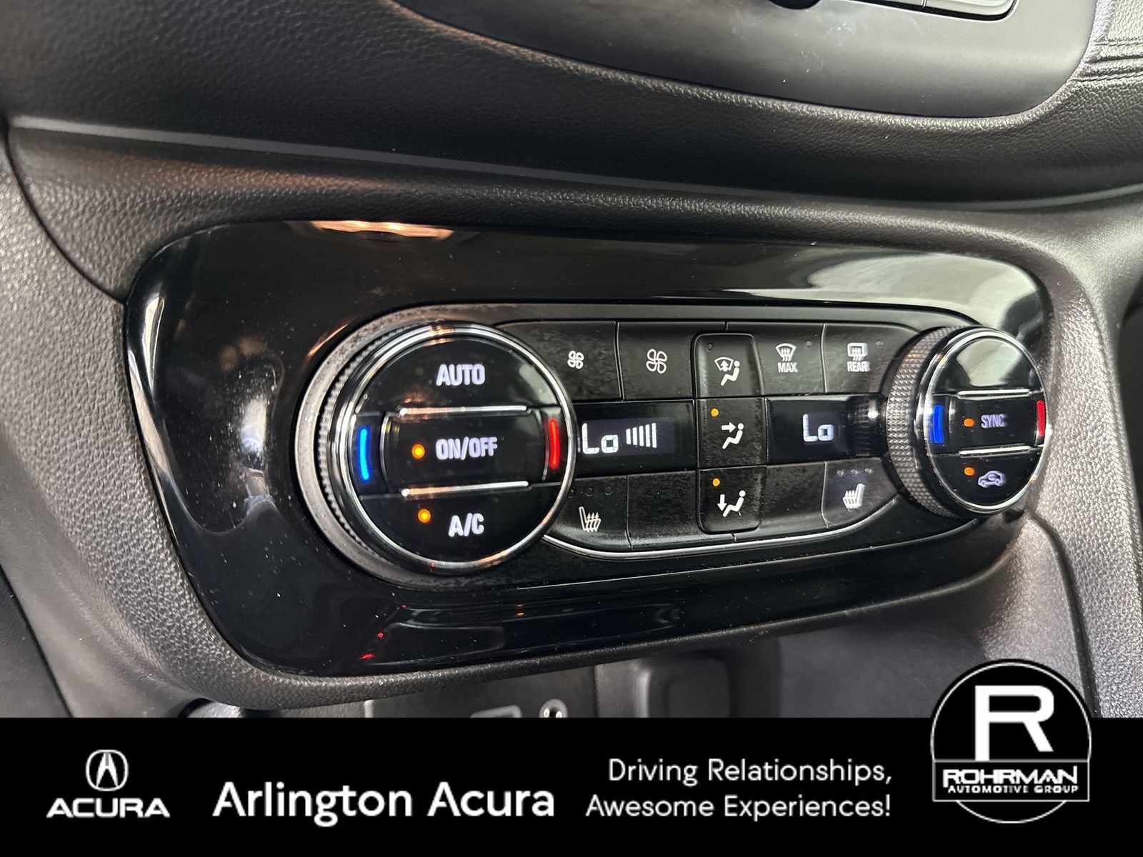Used 2021 Buick Encore GX Essence FWD image 9