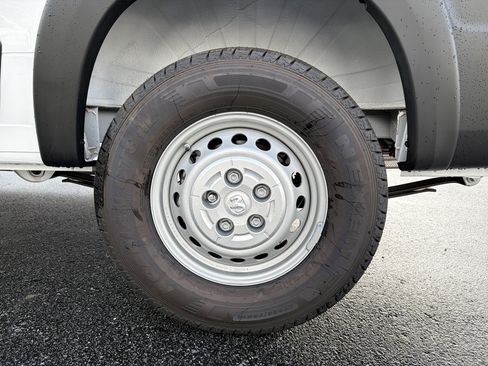 Used 2025 RAM ProMaster 2500 image 22