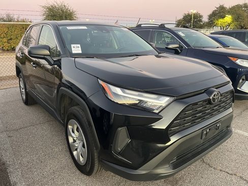 Used 2024 Toyota RAV4 LE image 3