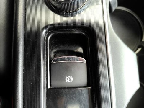 Used 2022 Lincoln Corsair AWD image 50