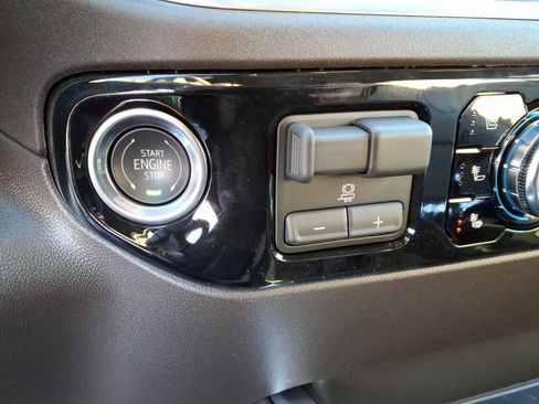 New 2026 GMC Sierra 1500 SLT w/ SLT Premium Plus Package image 15