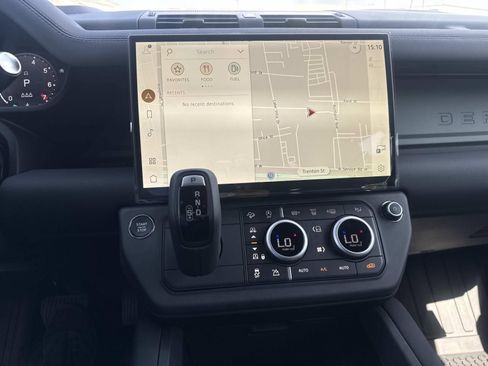 New 2026 Land Rover Defender 110 AWD/4WD image 11