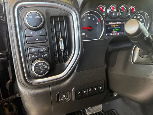 Used 2020 Chevrolet Silverado 3500 LT w/ Texas Edition AWD/4WD image 16