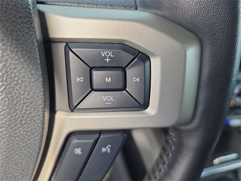 Used 2022 Ford F250 Lariat image 21