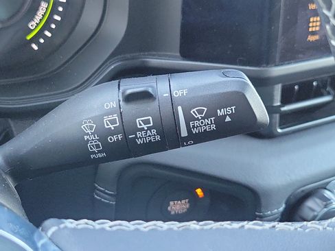 Used 2025 Jeep Wrangler Unlimited Sahara image 14