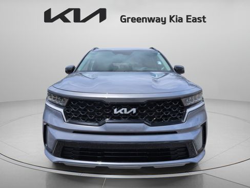 Certified 2023 Kia Sorento S FWD image 11