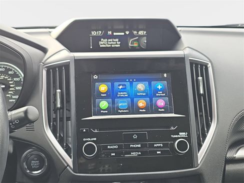 Used 2020 Subaru Forester Premium image 24