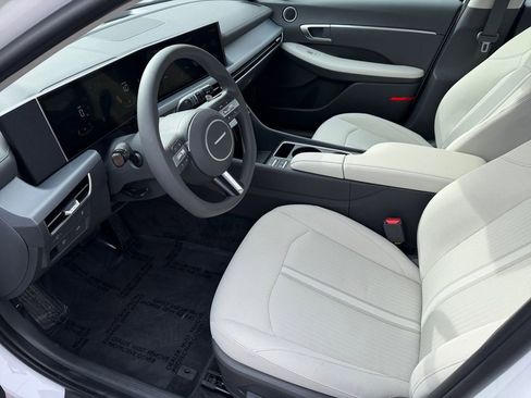 Used 2025 Hyundai Sonata SEL image 10