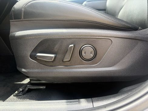 Used 2023 Kia Sportage EX FWD image 13