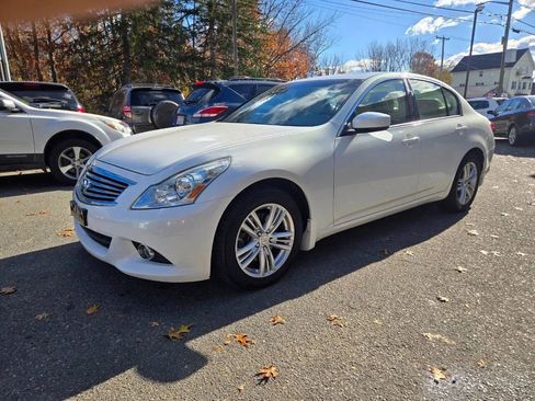 Used 2013 INFINITI G37 x Sedan w/ Premium Pkg image 36