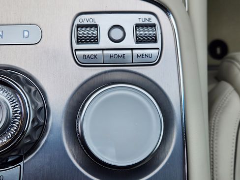 Used 2025 Genesis G90 3.5T image 22