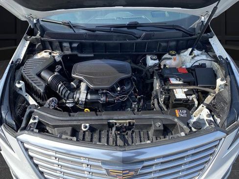 Used 2019 Cadillac XT5 Platinum AWD/4WD image 50