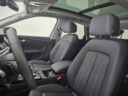 Used 2024 Audi Q5 2.0T Premium Plus w/ Premium Plus Package image 10